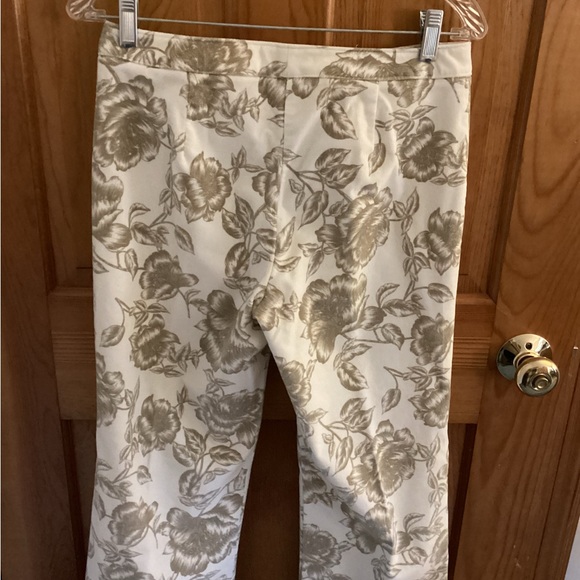 Vintage velvet pants from The Limited. Flared. Size 6. Cream with brown flowers. - Picture 3 of 4